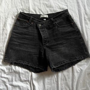 Abercrombie Curve Love Black/Grey Dad Shorts with Criss Cross and button fly